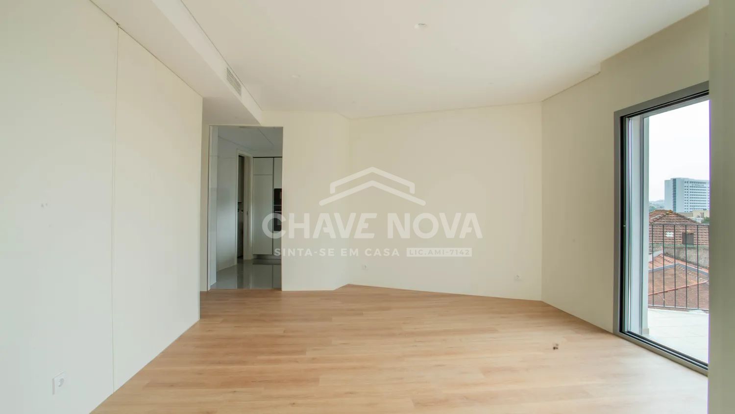 Apartamento T2 com vista para Fundação Serralves, construção Nova!