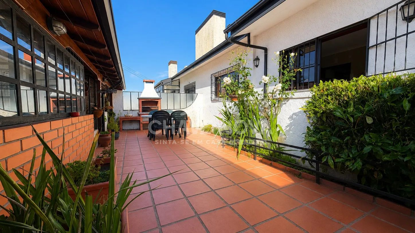 Moradia Geminada V3 c/ Garagem Box a 3000m das Praias (Aguda) - 2