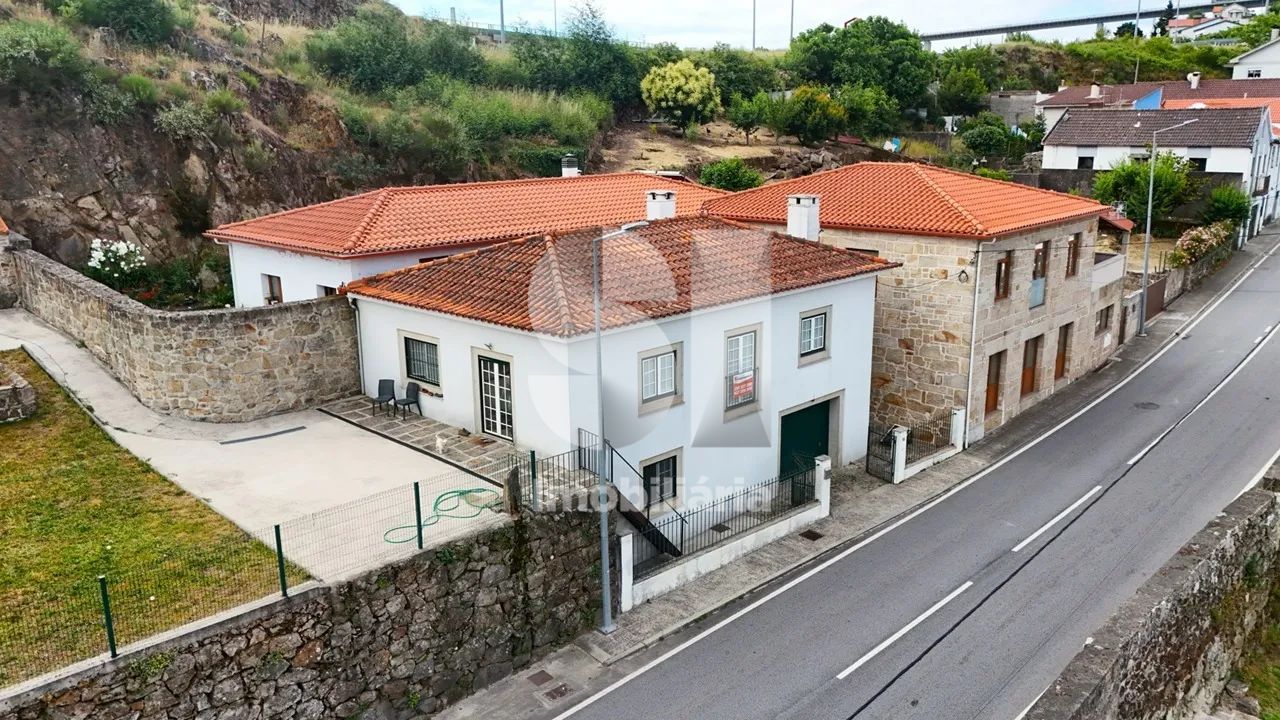 Moradia T3 + Terreno