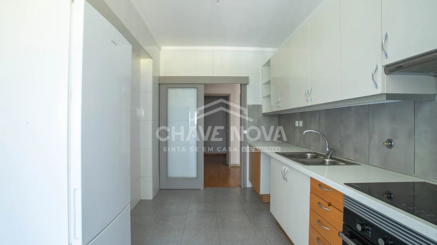 Apartamento T3 - Águas Santas (Próx. do Mosteiro) - 2