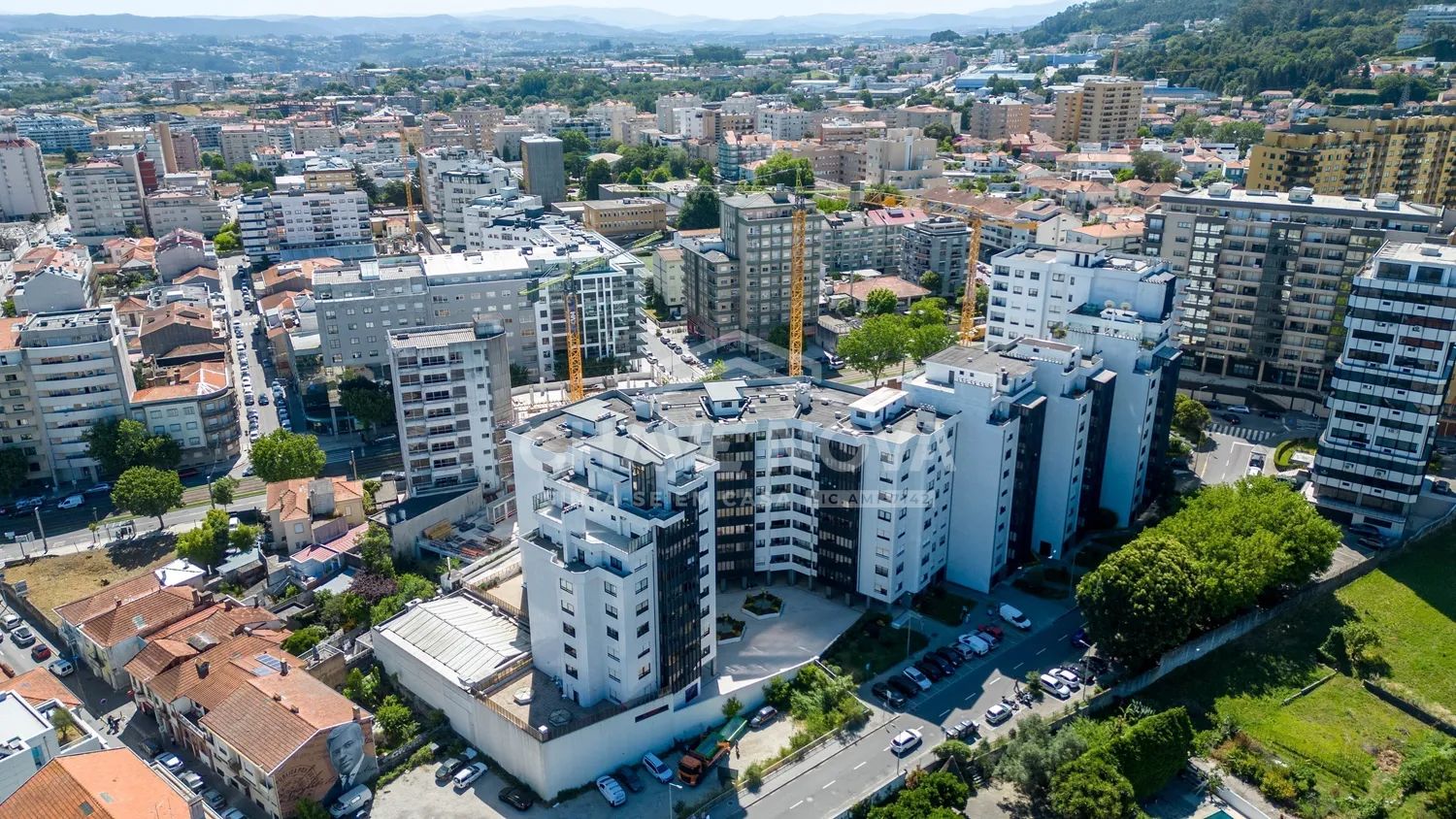 Apartamento T5 no Centro de Vila Nova de Gaia