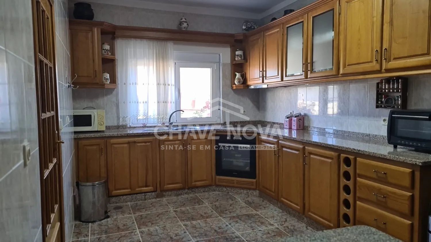 Moradia T4 com 1,355 Hectares de Terreno | Outeiro | Bragança - 3