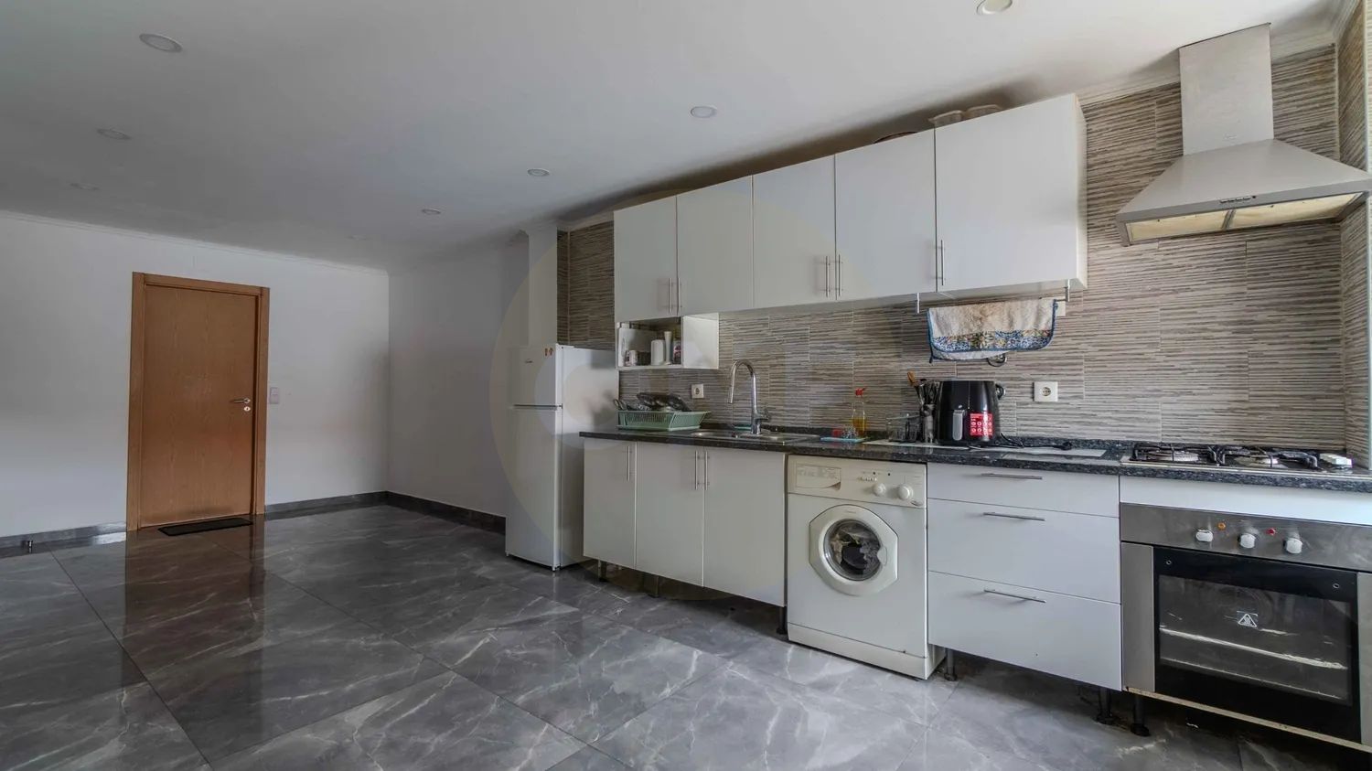 Apartamento T2 Remodelado | Gradil | Mafra