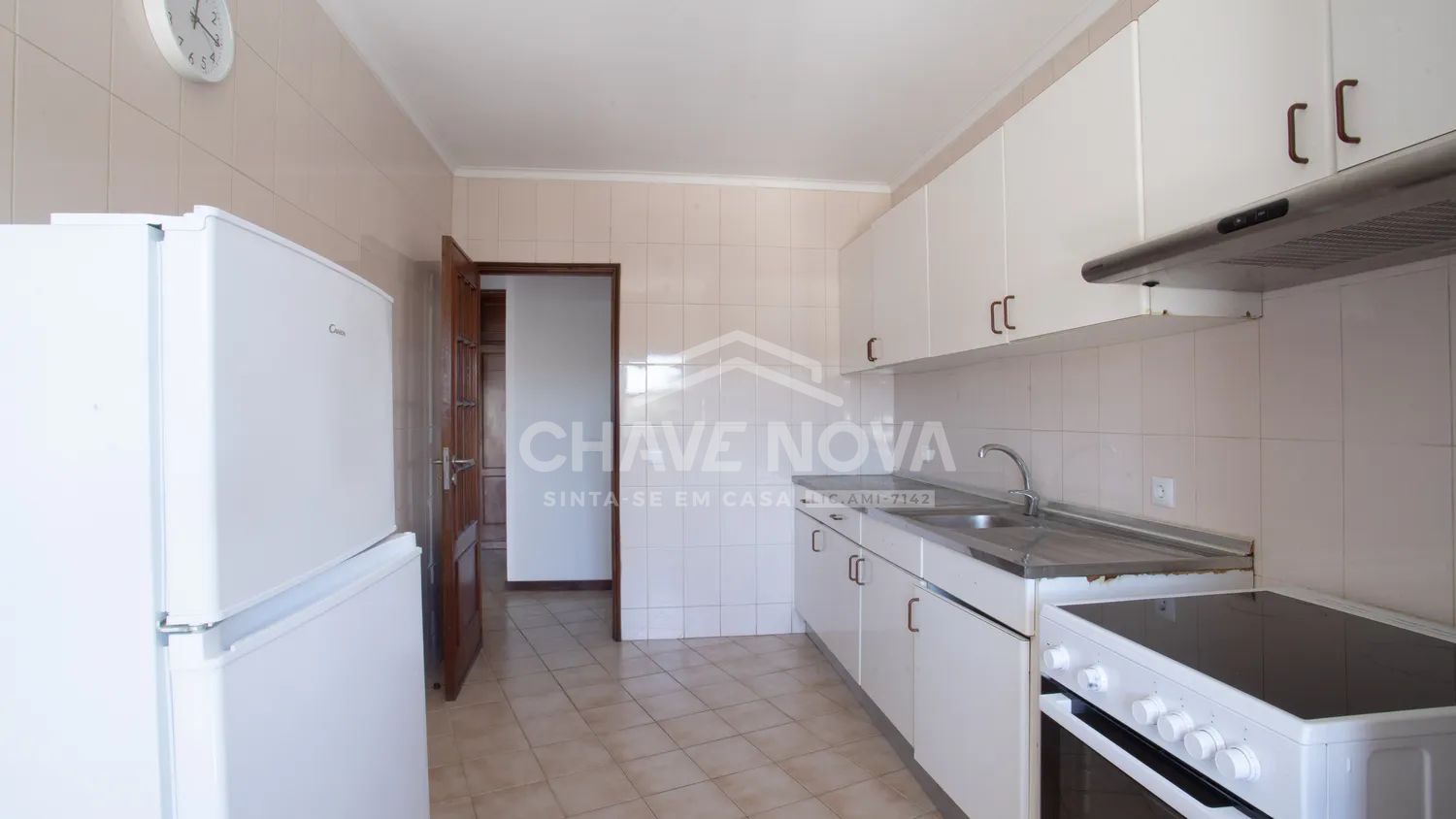 T1+1 com garagem fechada em Canelas - 3