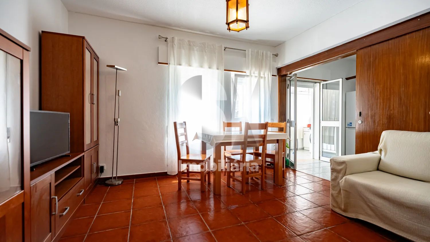 Apartamento T2 com 2 WC