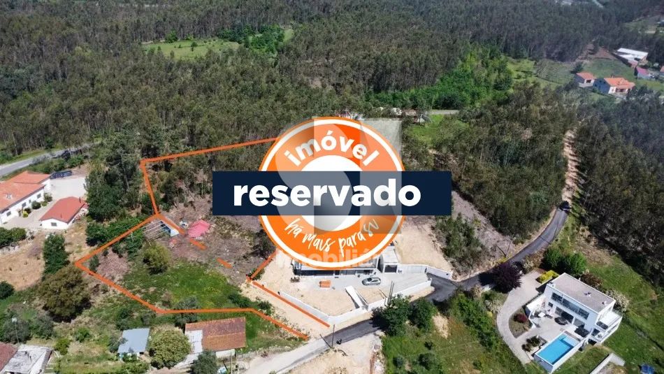 2 terrenos com possibilidade de construção
