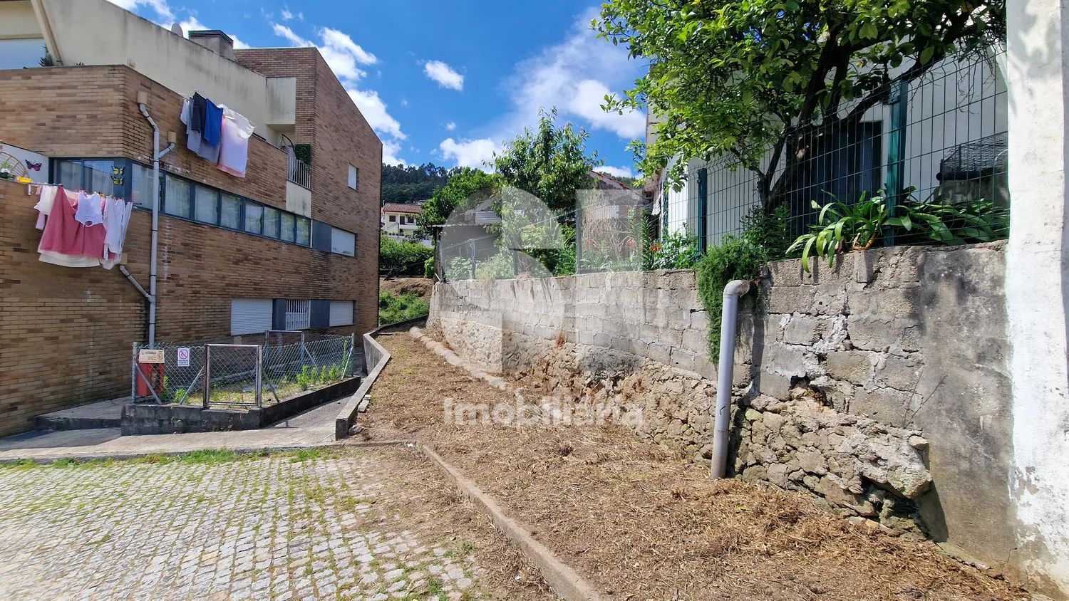Ruína e terreno | Louredo |5,4kms Paredes