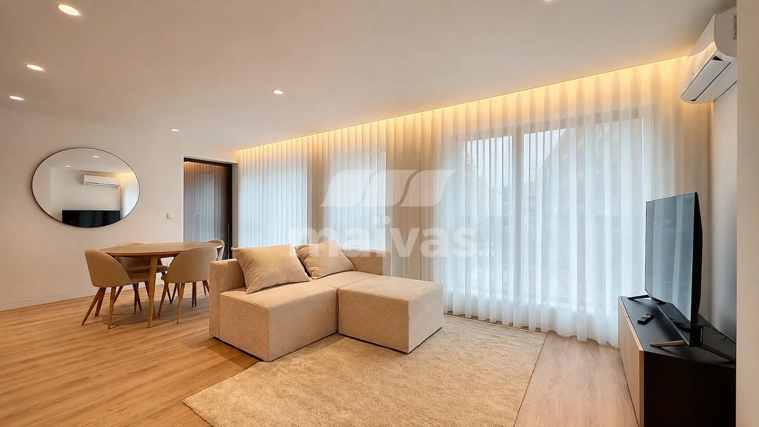 Brand-New Fully Furnished 3-Bedroom Apartment | Eleven Development | Mafamude - 2
