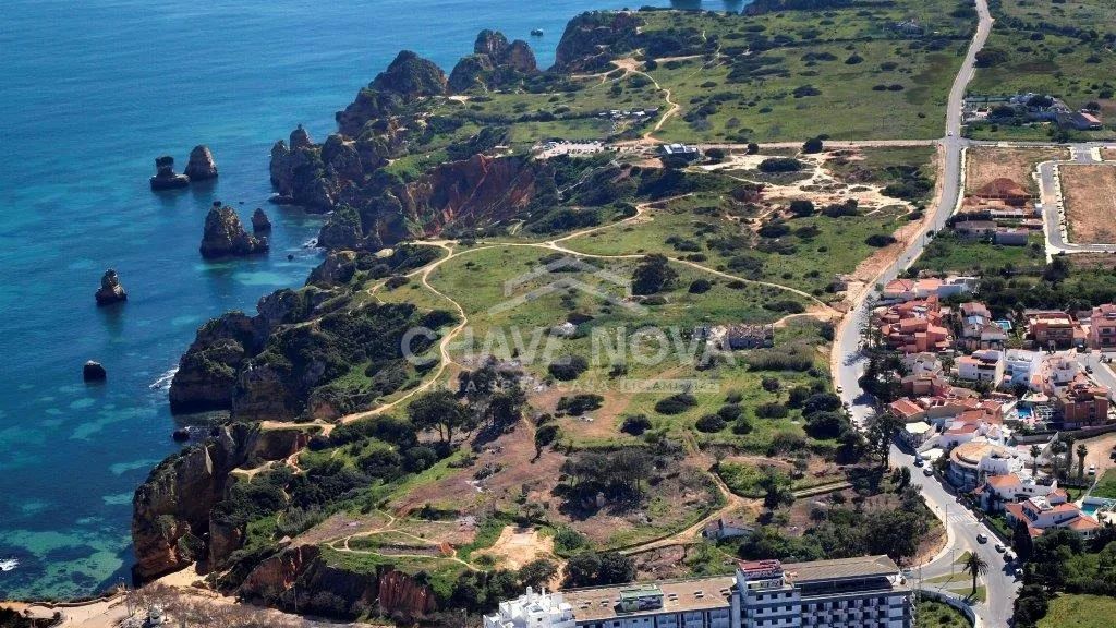 Exklusives Baugrundstück in erster Meereslinie mit Genehmigtem Projekt | Lagos, Algarve - 3