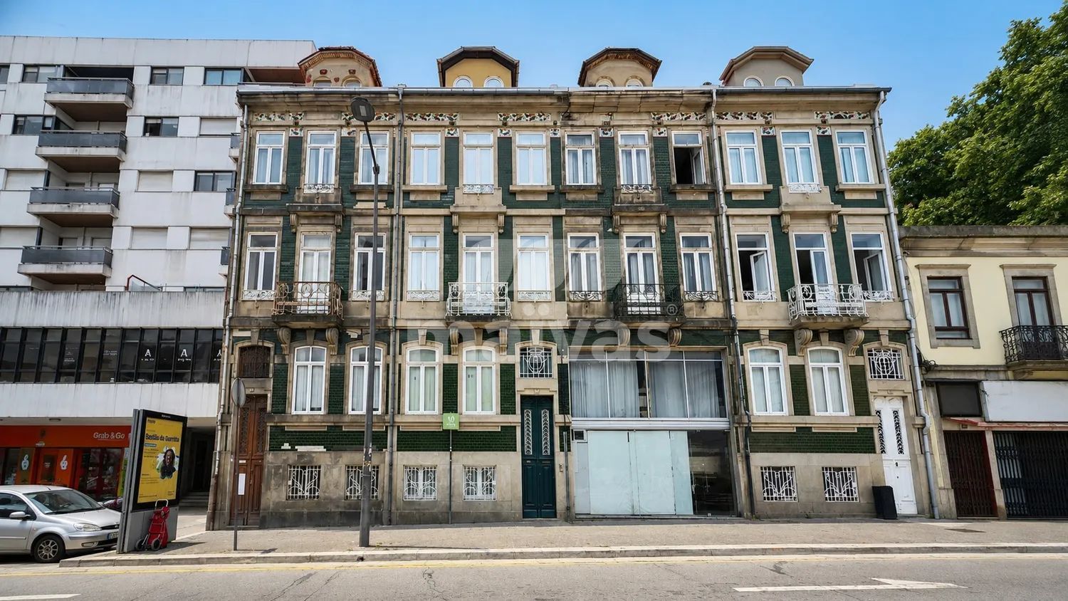 Apartamento T1 - Rua Santa Catarina, Porto