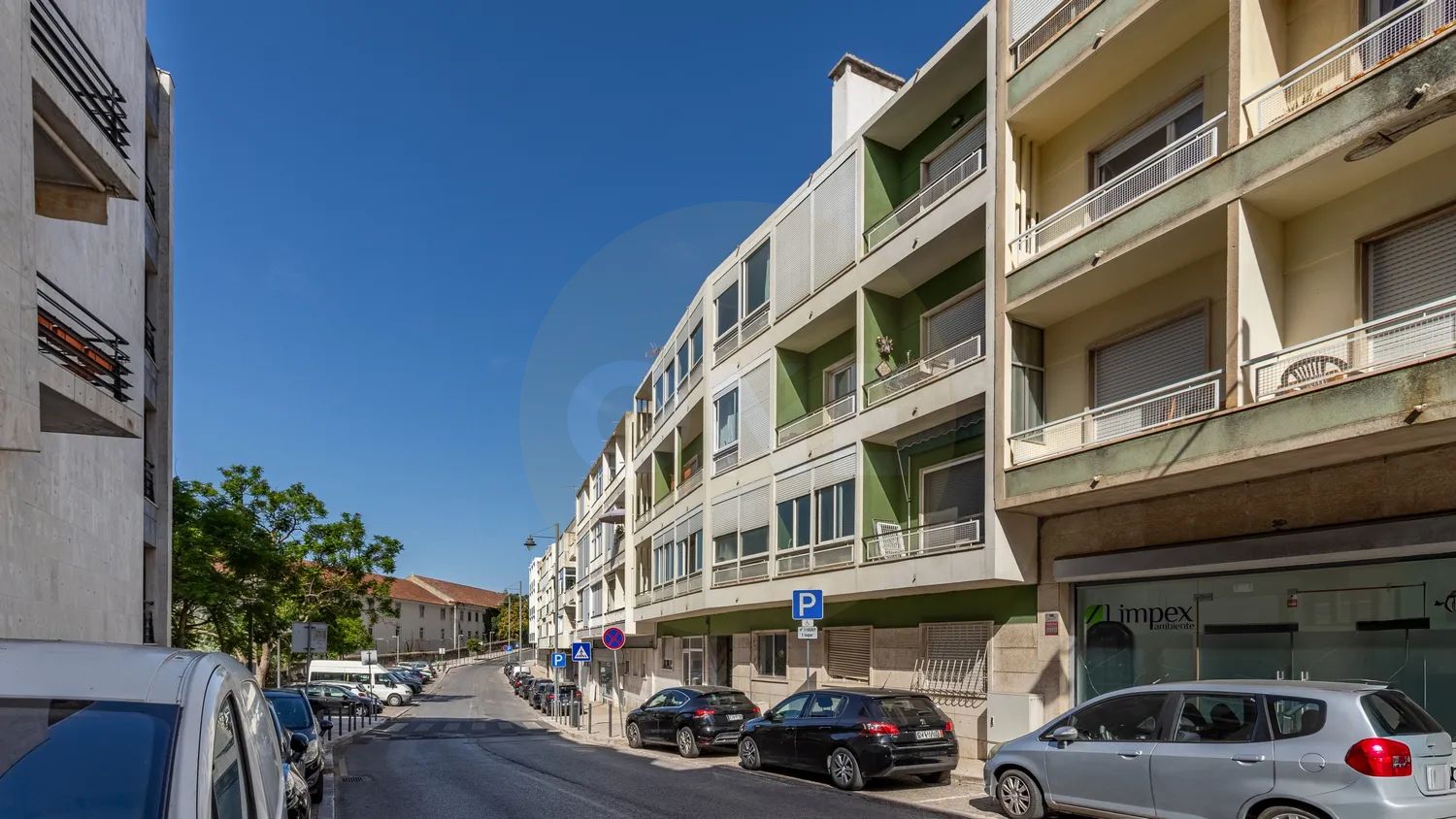 Apartamento T2 | Rua Nova do Calhariz | Lisboa | Vista Rio - 2