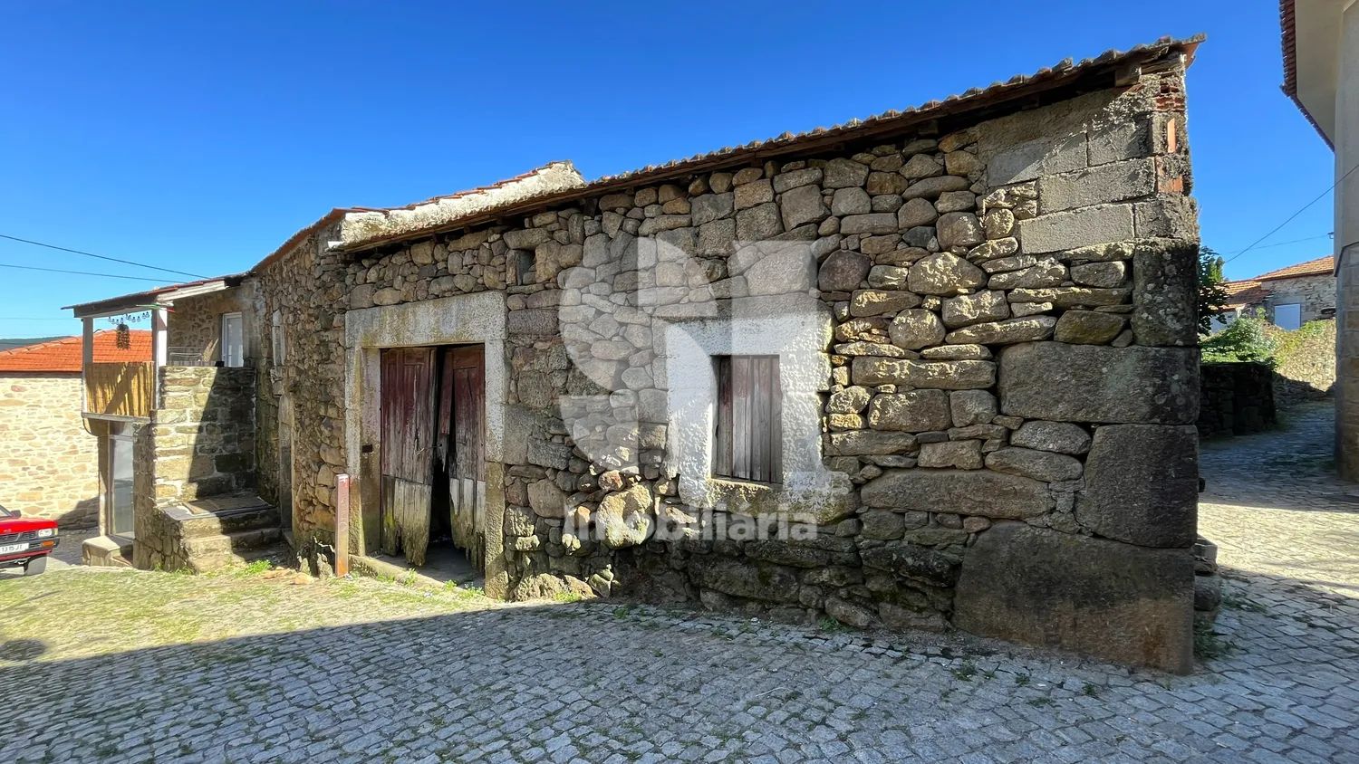 Ruínas para Recuperar com Terreno no Douro - 3