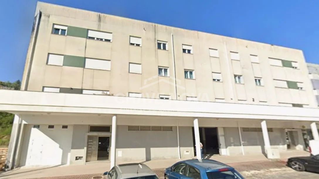 Apartamento T3 - C/Lugar de Garagem - Póvoa de Lanhoso