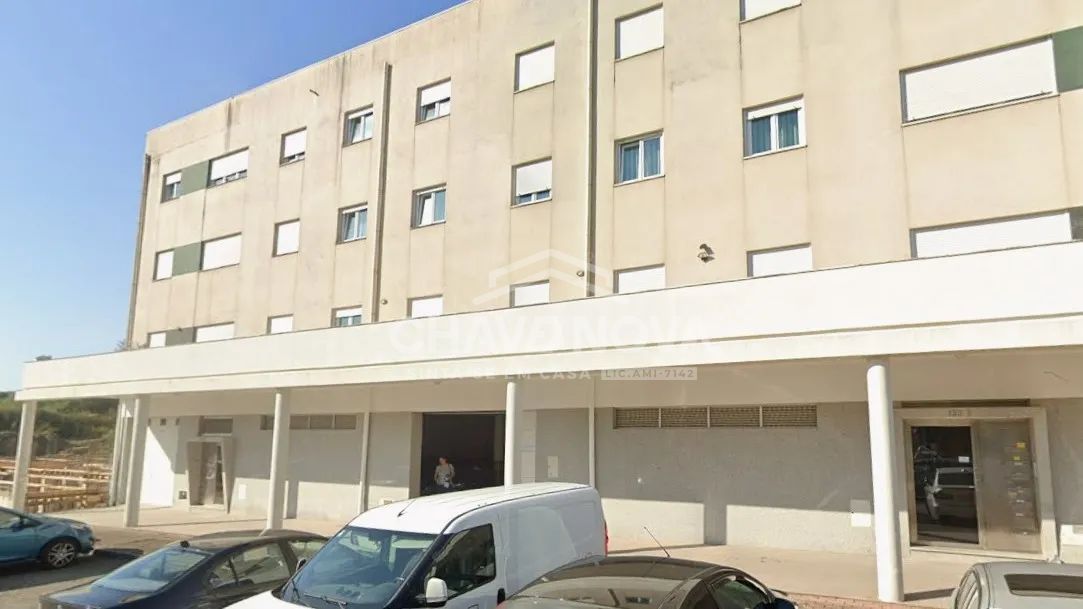 Apartamento T3 - C/Lugar de Garagem - Póvoa de Lanhoso - 2