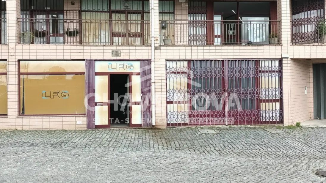 Venda conjunta de 3 lojas interligadas - Vila Nova de Famalicão - 2