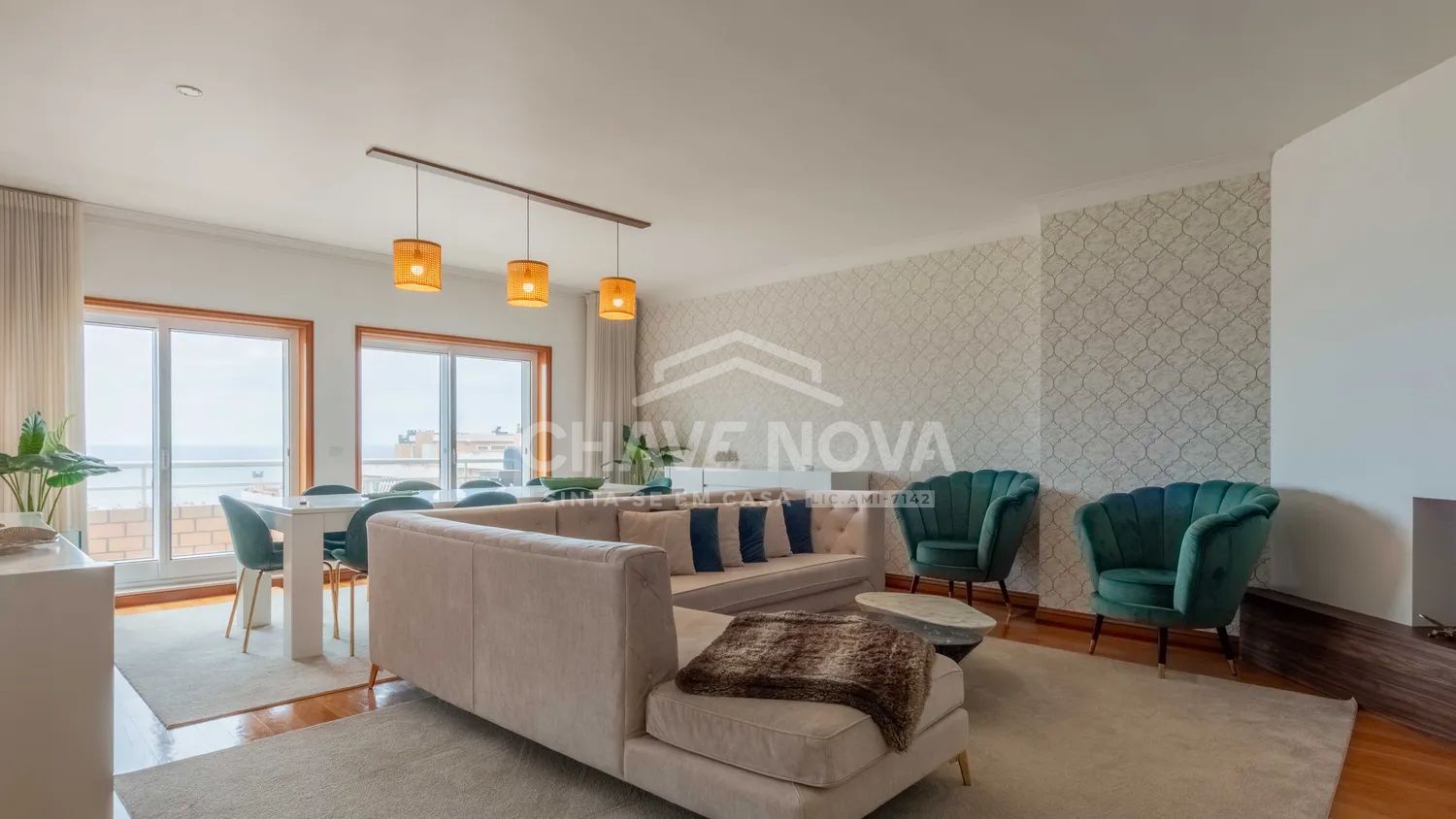 Living with the Sea on the Horizon: Exclusive 3-Bedroom Apartment in a Gated Community in Vila Nova de Gaia