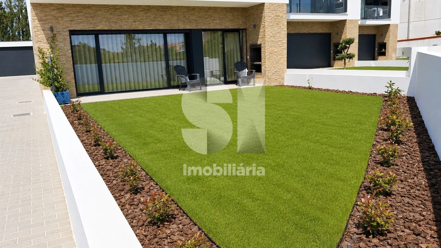 Appartement 2 pièces avec jardin, terrasse et garage | Marinha Grande