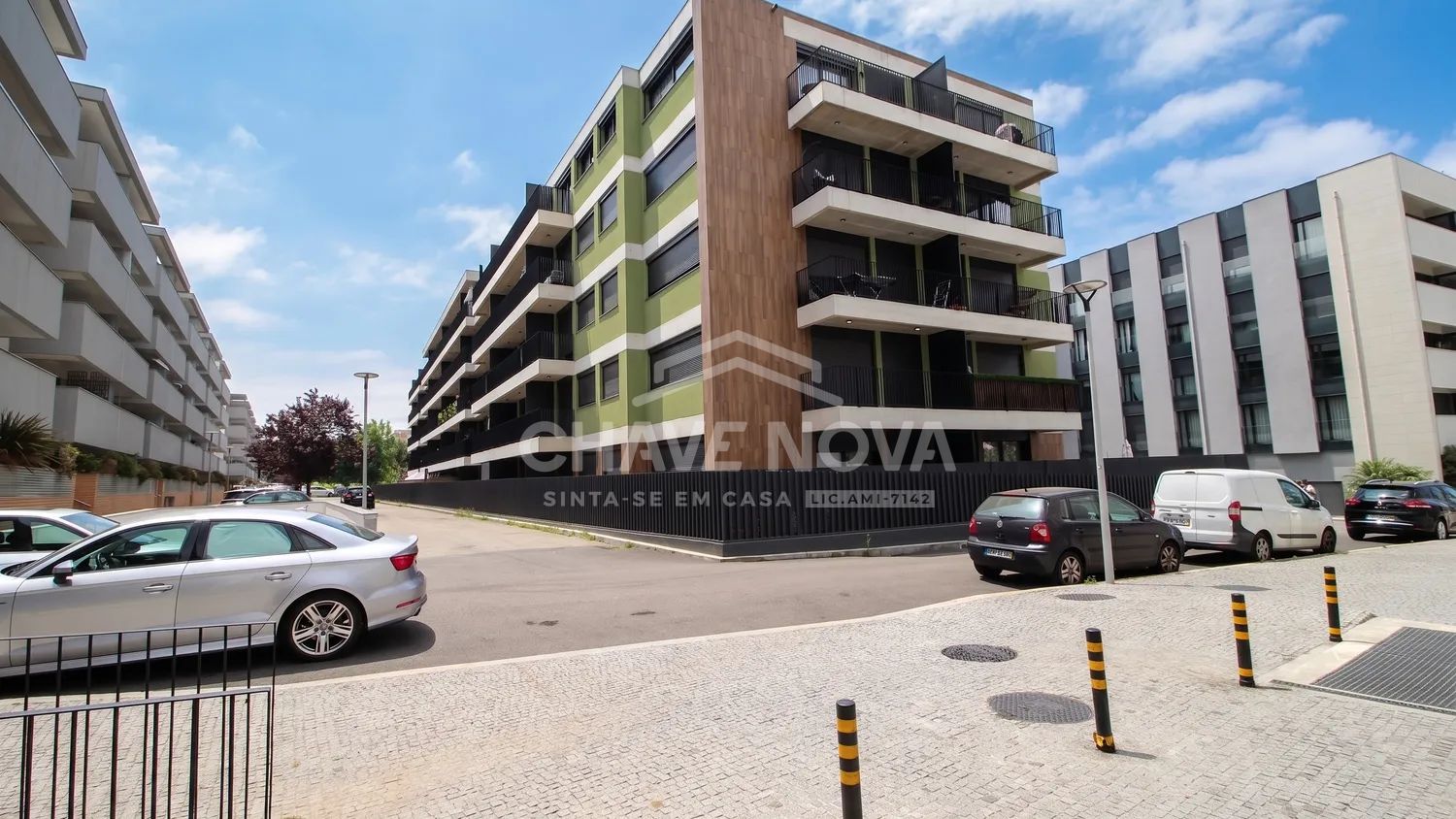 Apartamento T2 Como Novo - c/ terraço 40 m2 - 2