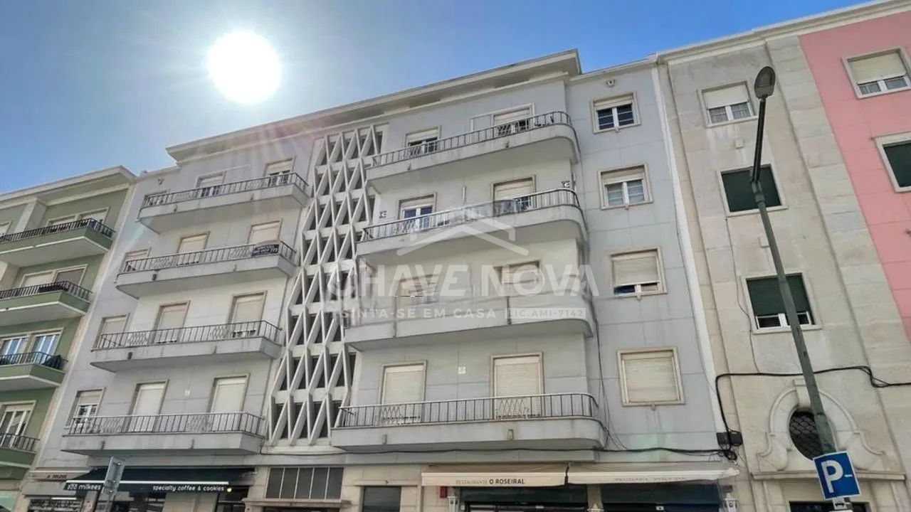 T4 Luminoso com Varanda | 125 m² | Avenidas Novas | Próximo do Marquês de Pombal e Metro Parque - 3