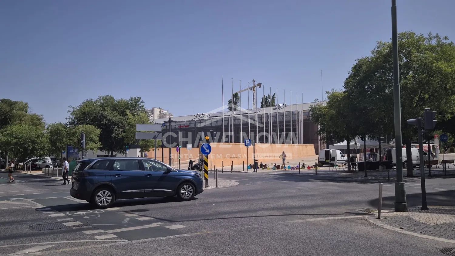 Elegante T5 com 200 m² nas Avenidas Novas | Em Remodelação