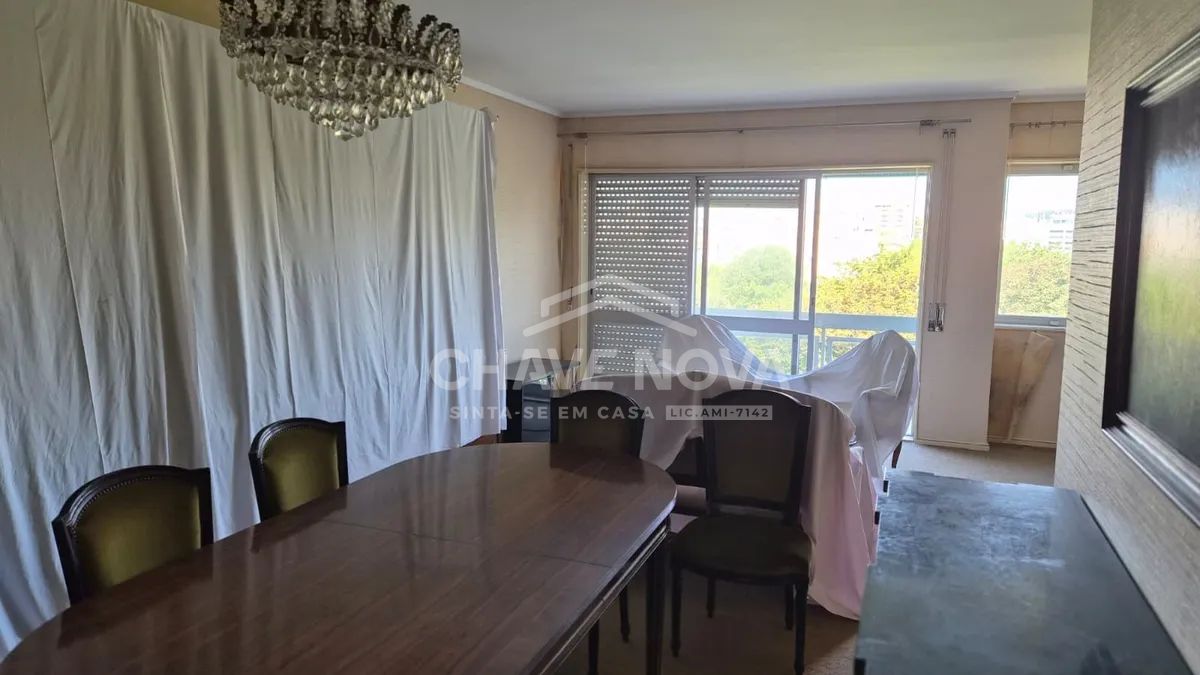 Apartamento T3 com garagem no centro de Espinho - 3