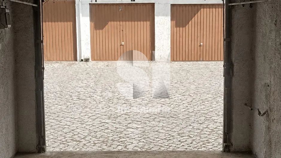 Garagem para Arrendamento - Norton de Matos  - 2