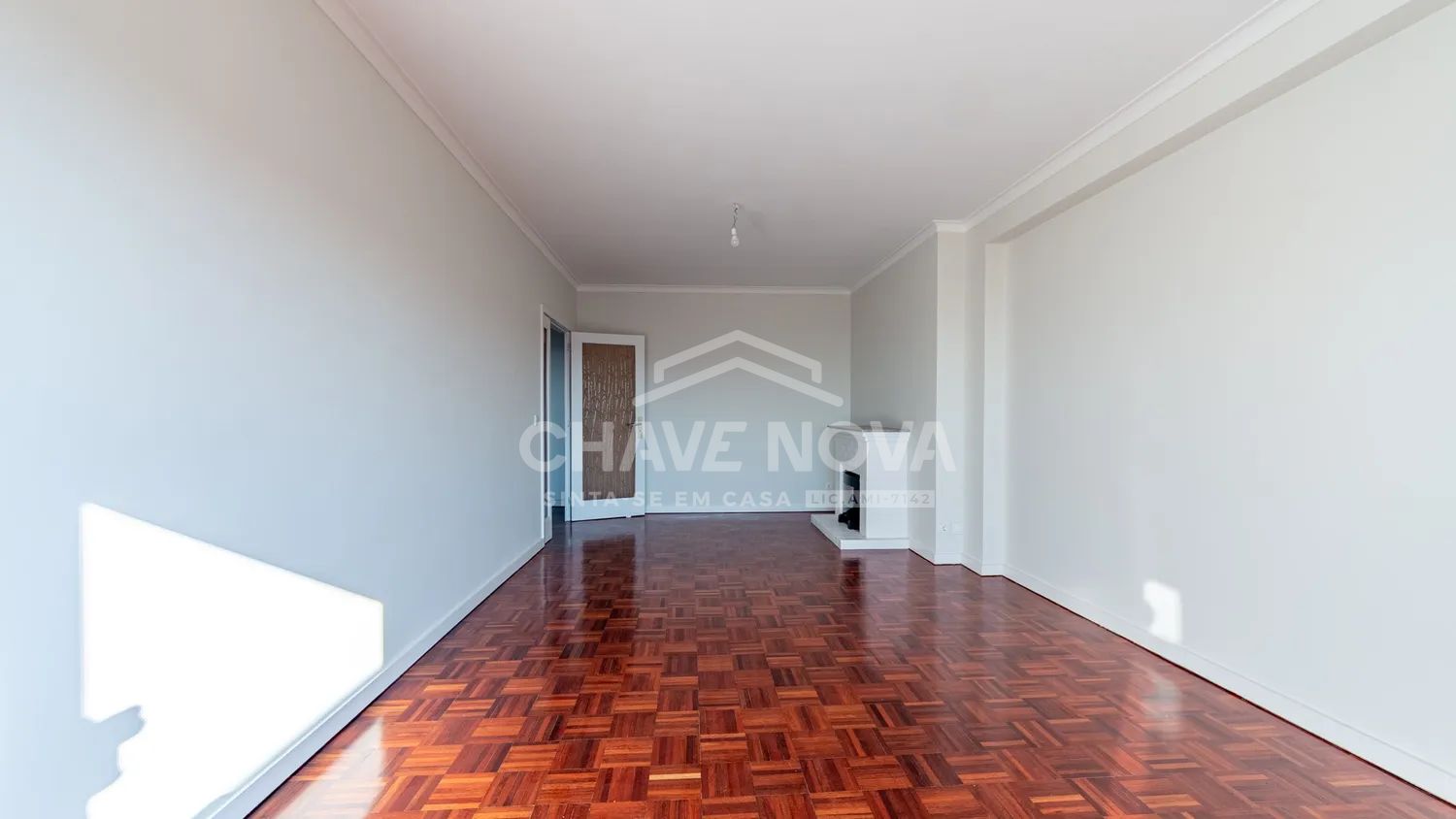 Renovierte 2-Zimmer-Wohnung mit Meerblick – Strategische Lage beim Arrábida Shopping - 3