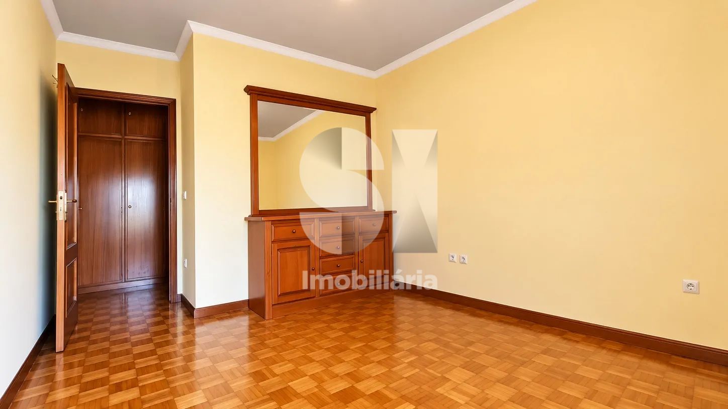 Opportunité à ne pas manquer ! Appartement T2 avec 2 Garages dans l’un des Meilleurs Quartiers d’Estela - 3