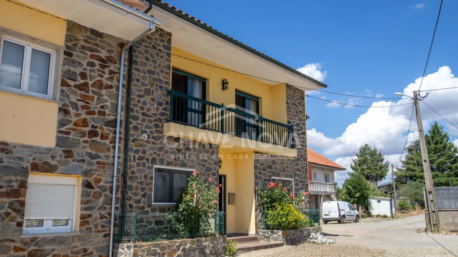 Moradia T4 com 1,355 Hectares de Terreno | Outeiro | Bragança