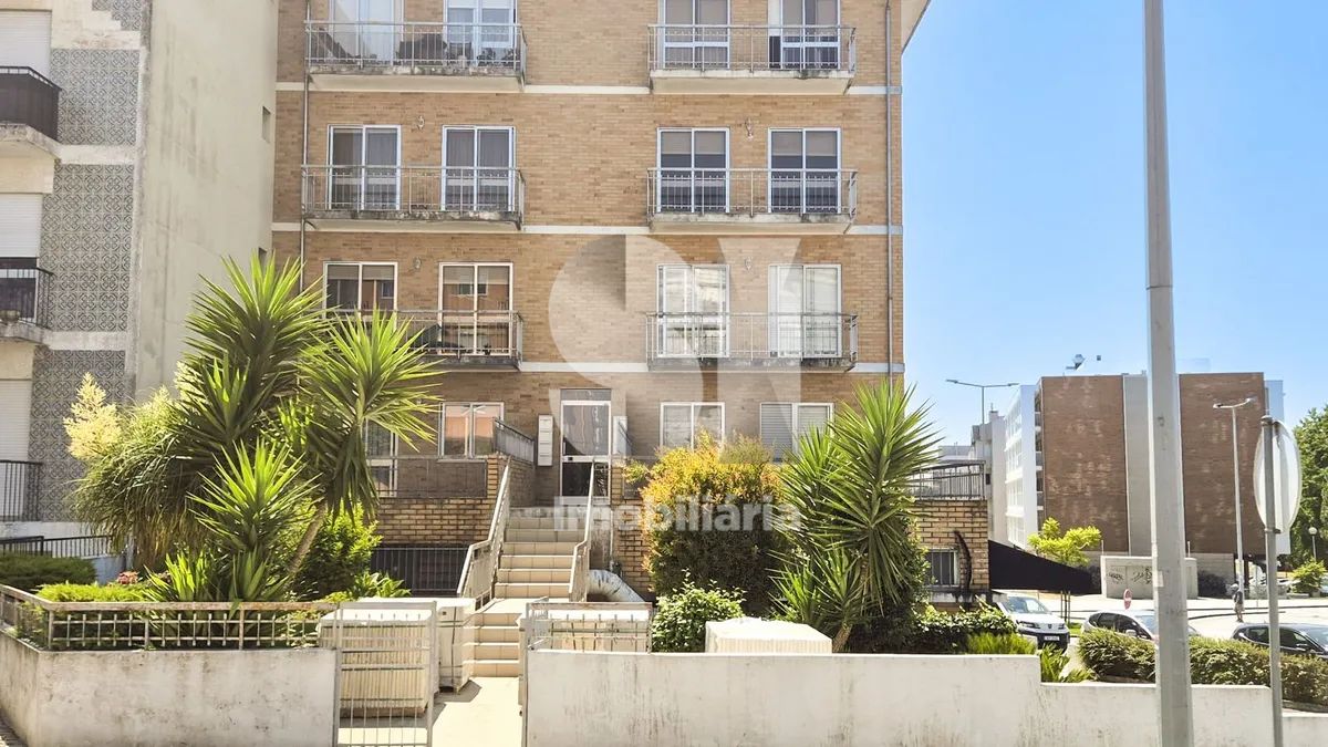 Apartamento T2+1 com Lugar de Garagem no Centro da Cidade da Maia
