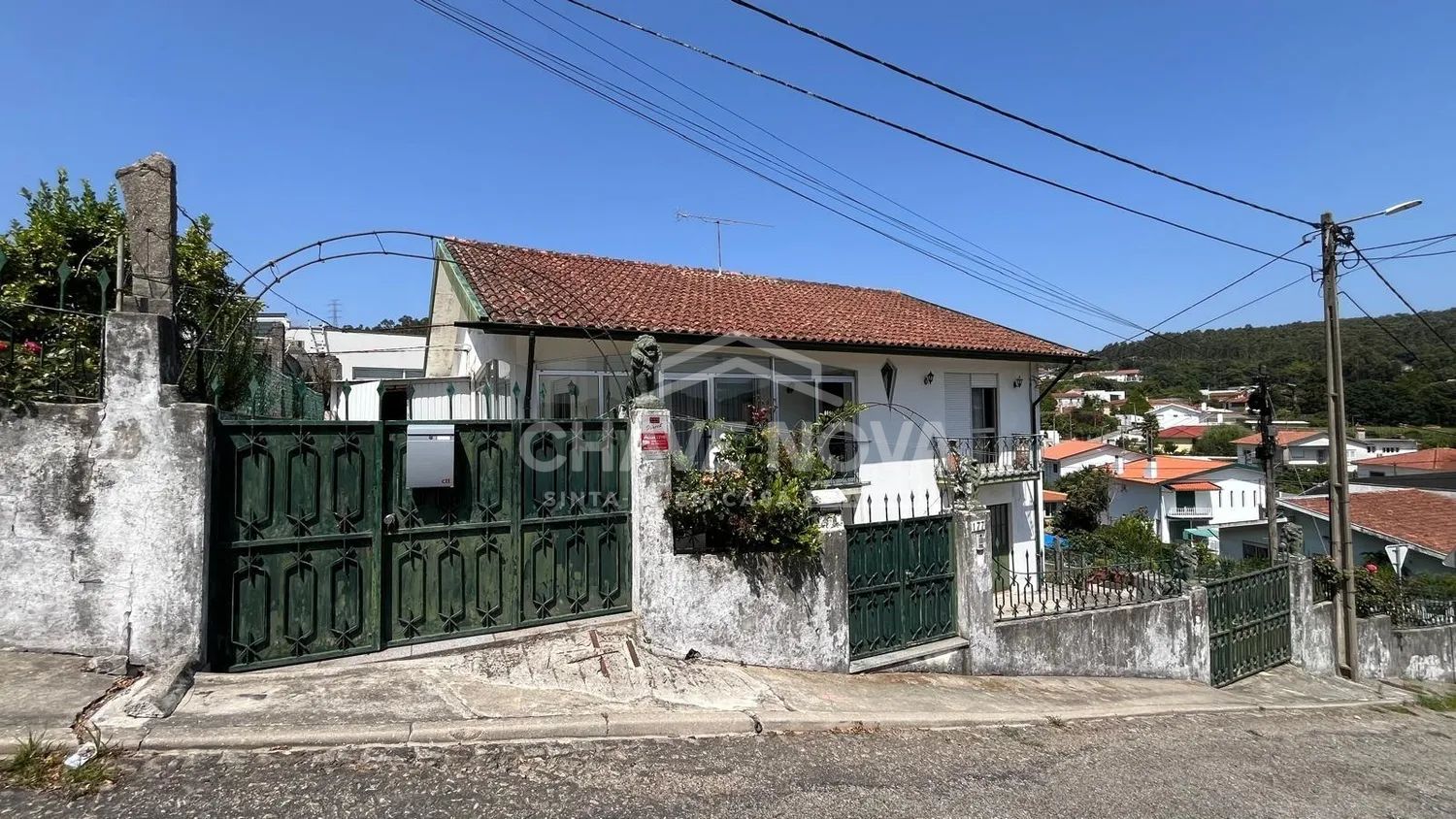 Moradia Isolada de Quatro Frentes em Romariz – Santa Maria da Feira