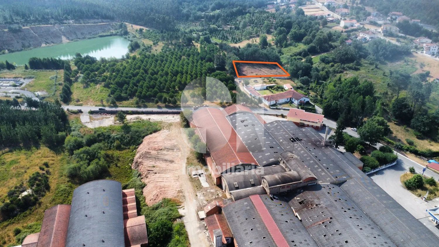 TERRENO PARA CONSTRUÇÃO