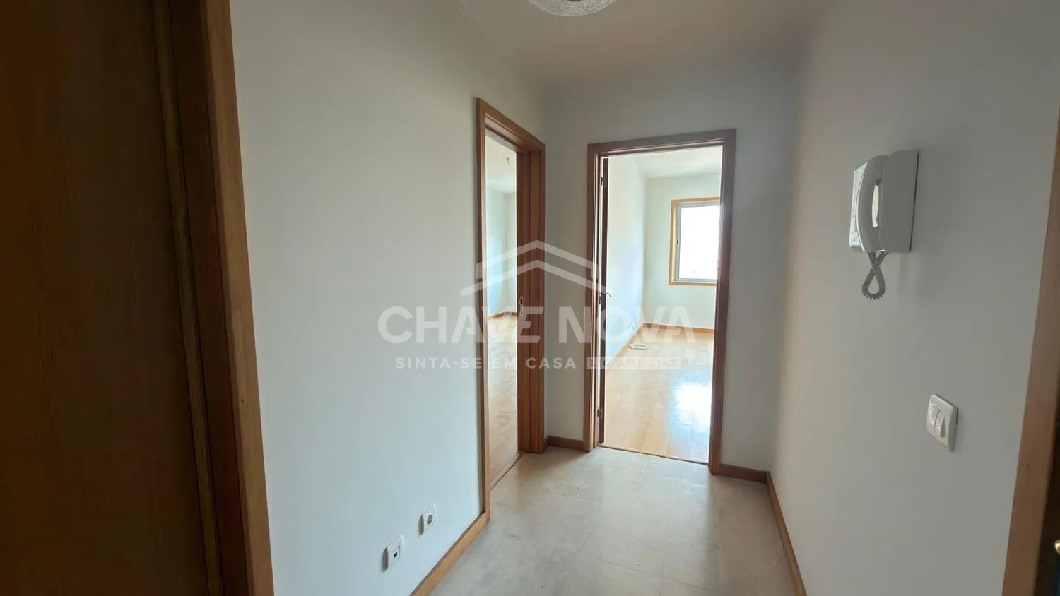 Apartamento T1 em Soares dos Reis C/lugar de garagem e arrumo - 3