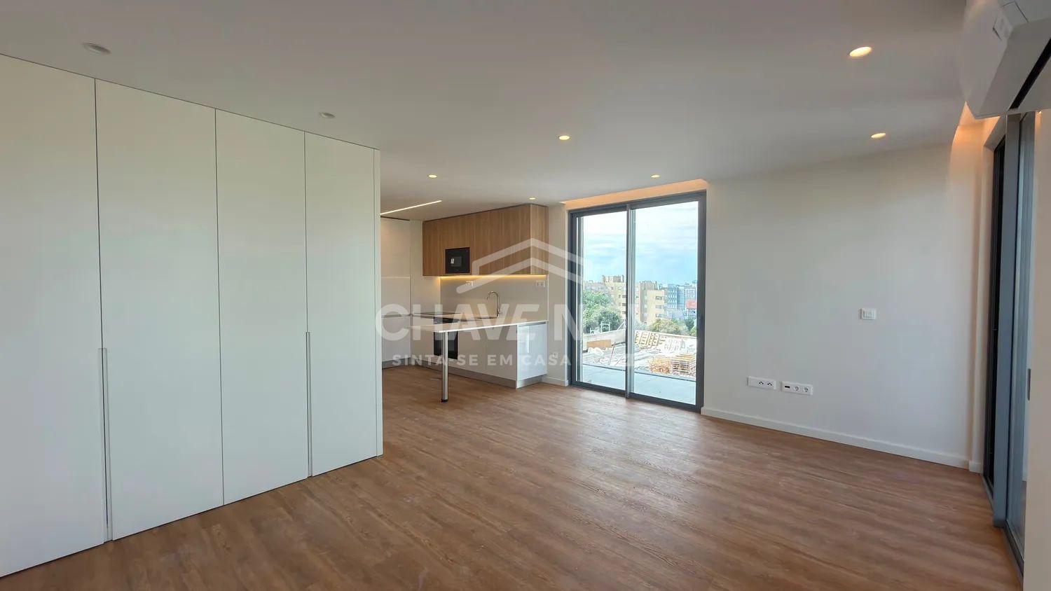 Apartamento T0 Novo c/ Terraço e Lugar de Garagem em Mafamude (Centro de Gaia) - 3