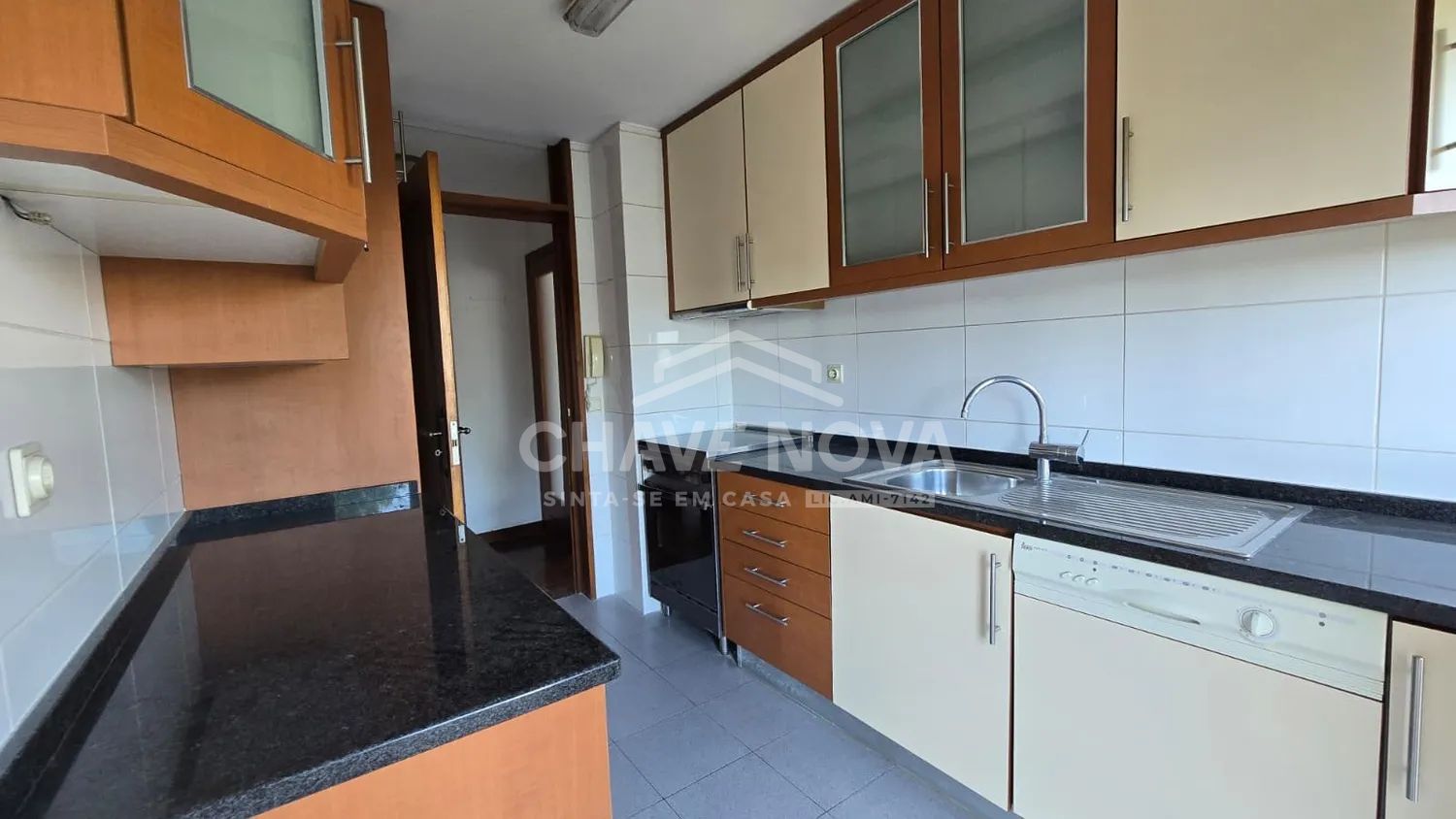 Apartamento T3 na Senhora da Hora – Junto ao Metro