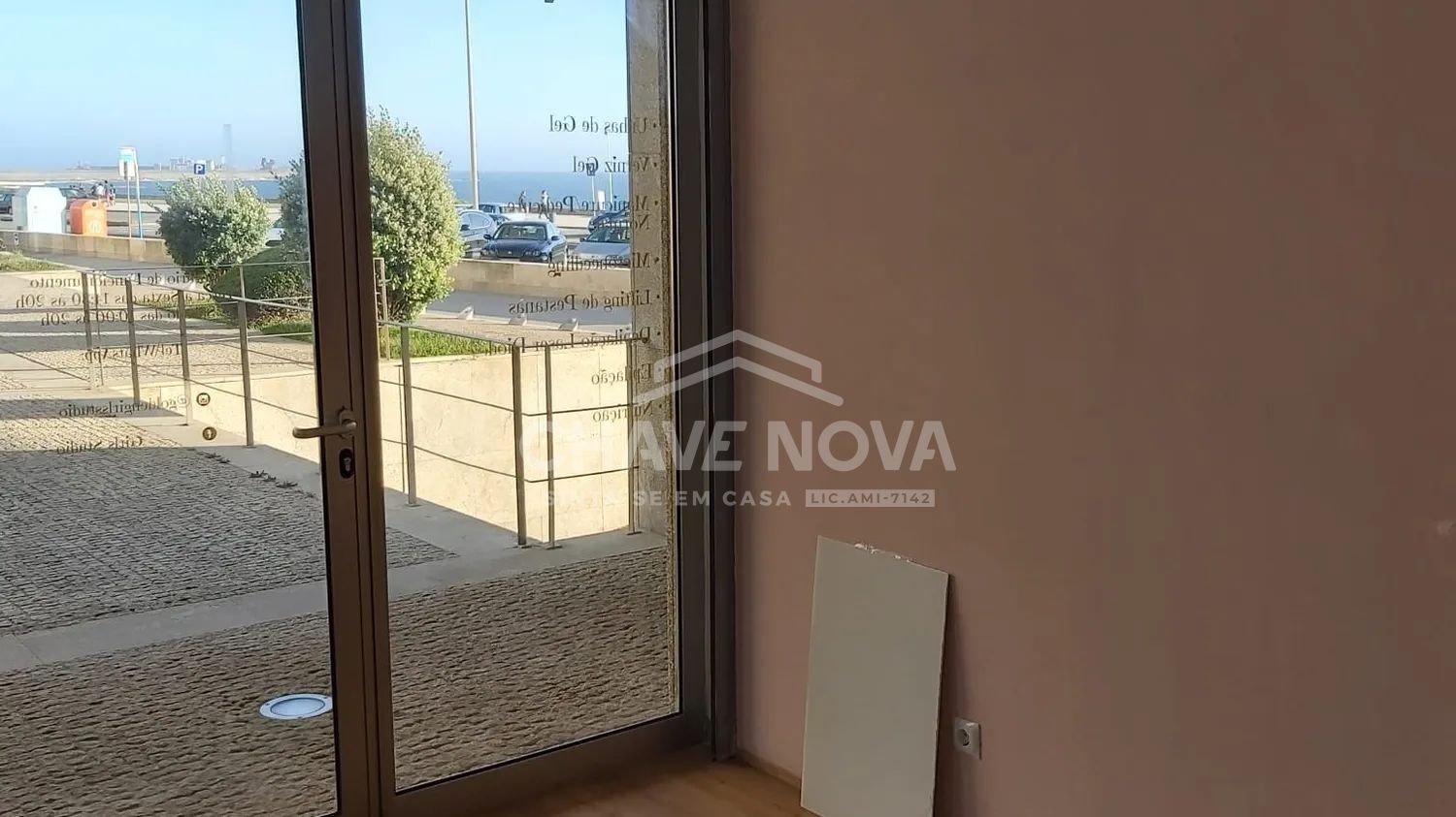 Loja para arrendamento em Leça da Palmeira – Vista Mar - 3