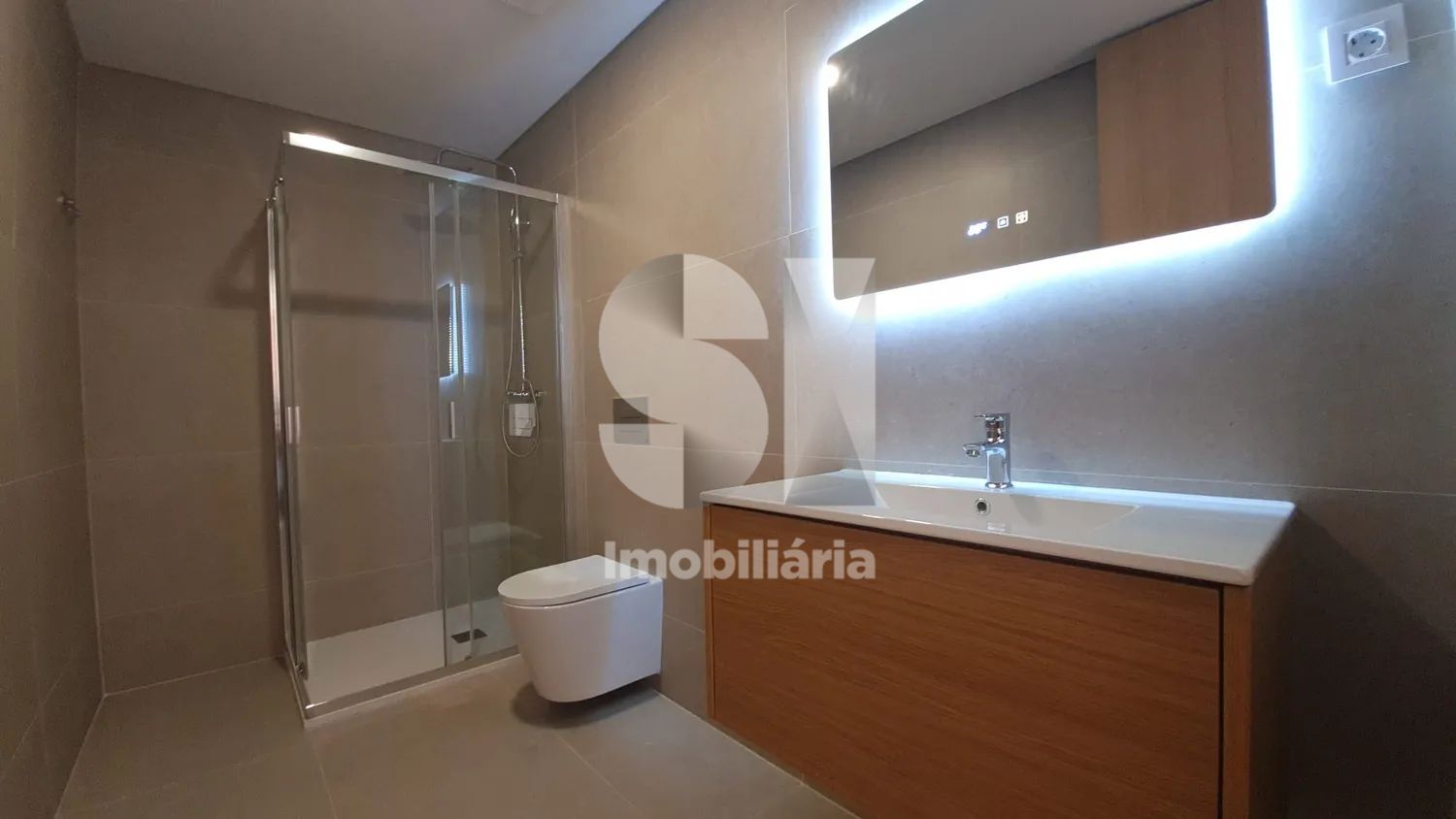 Apartamento T2 Novo na Póvoa de Varzim | 3 Frentes | 2 Lugares de Garagem - 2