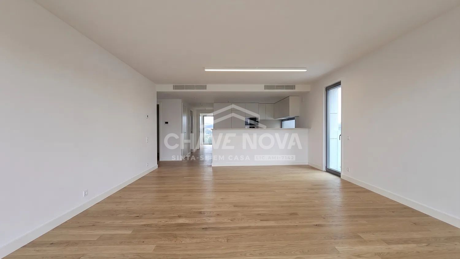 Apartamento T3 Novo c/ 2 Lugares de Garagem em Canidelo - 2