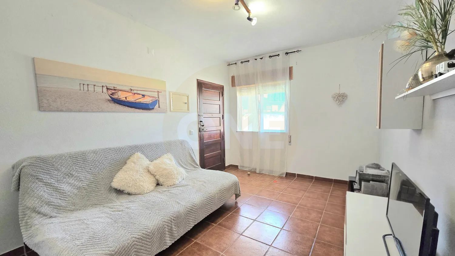 APARTAMENTO EM PÊRA T1 - 3