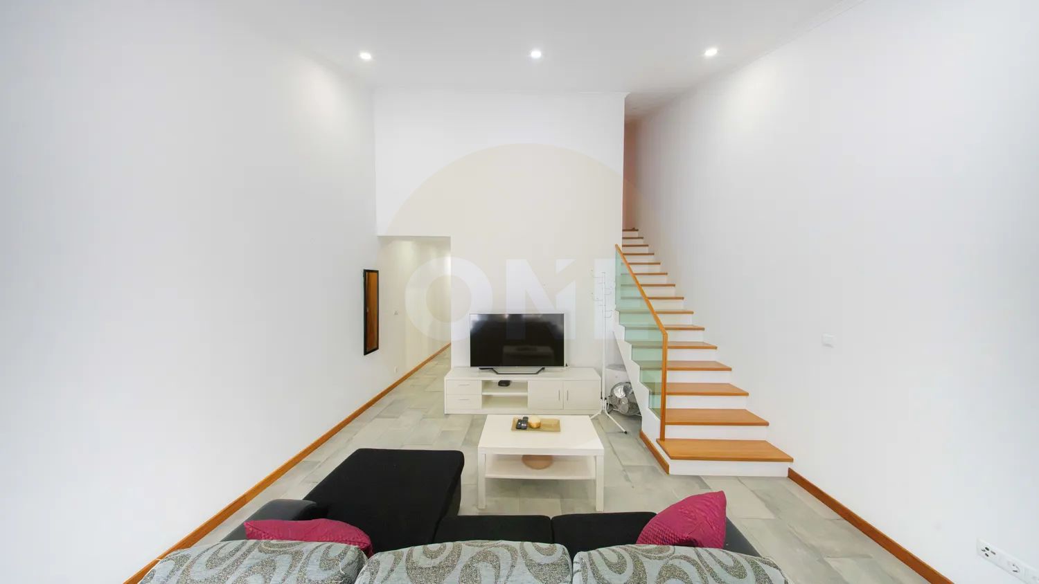 Moradia T5 Moderna no Centro | Excelente Localização