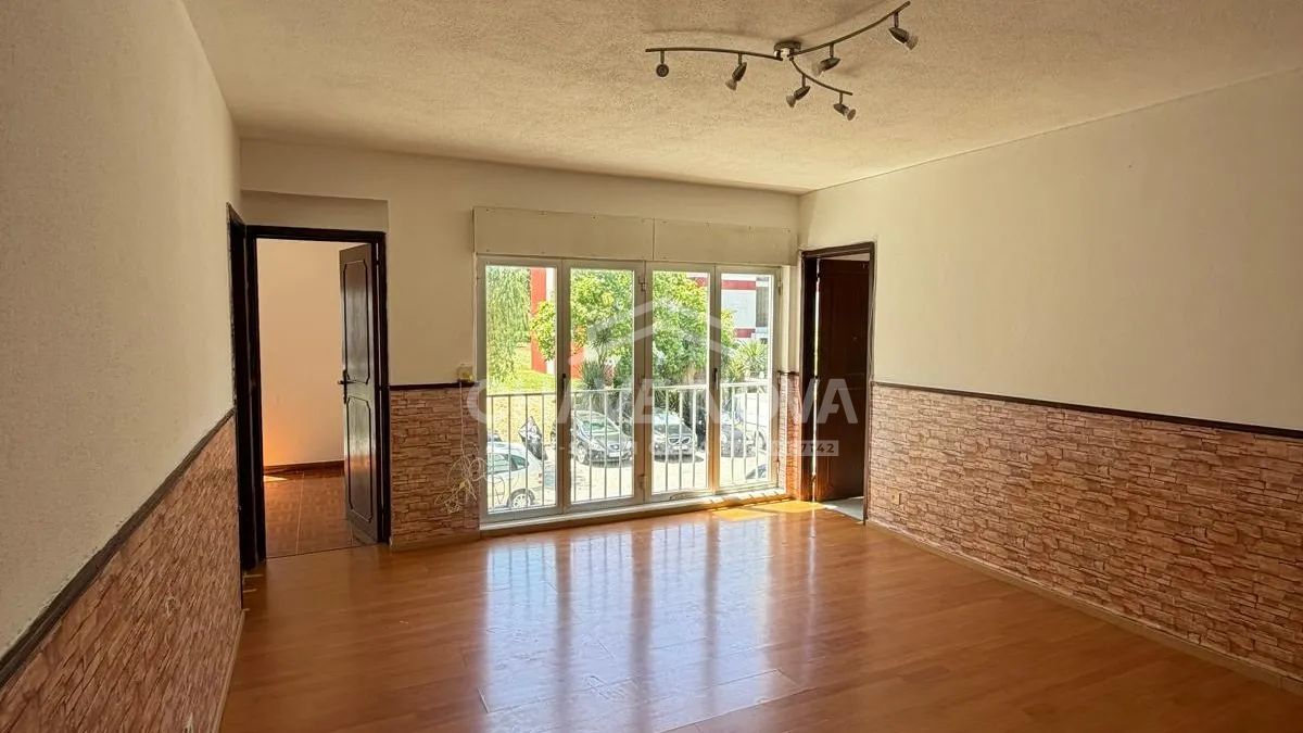Apartamento T3 em Massamá