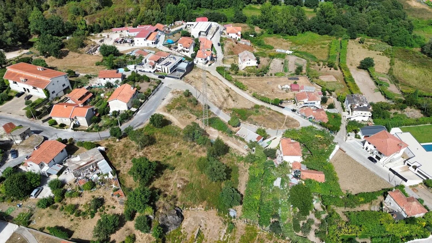 Terreno Lordelo | 3.517m2 | 148.000,00€ 