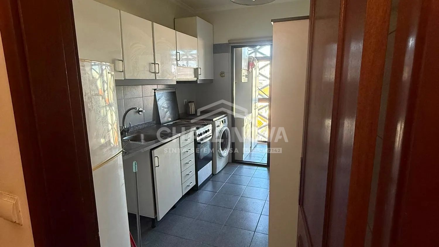 T2 com Lugar de Garagem na Rua 9 de Julho – Porto | Excelente Oportunidade de Investimento - 2