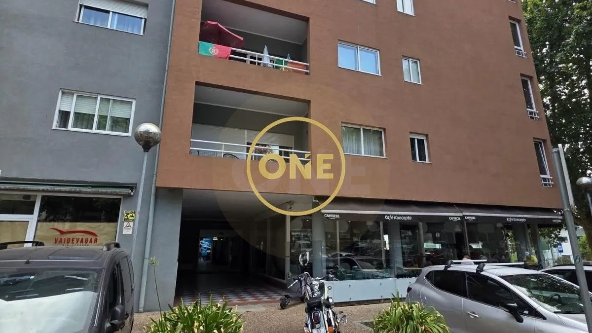Loja para comércio em Vila Nova de Famalicão