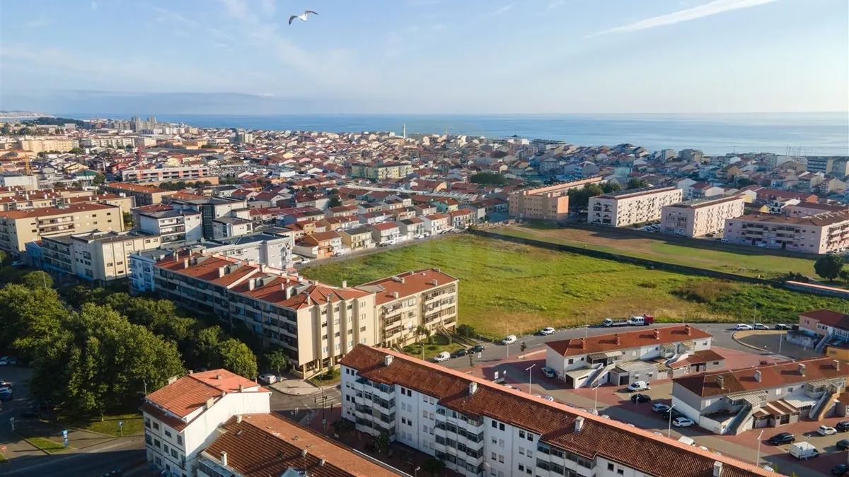 Apartamento T3 em Vila do Conde – Junto ao Metro de São Brás!
