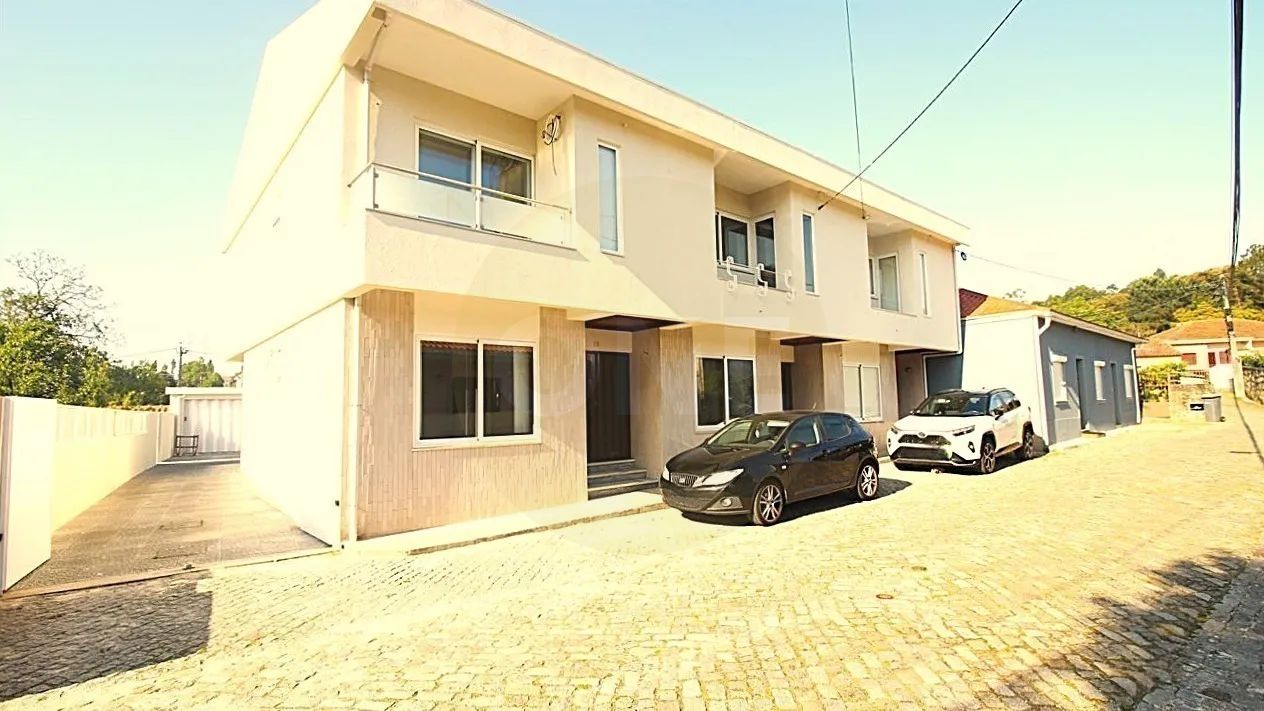 Moradia T3 Renovada na Maia – Conforto e Excelente Localização!