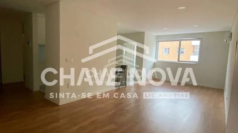 Apartamento T2 , para arrendamento, em Campanhã