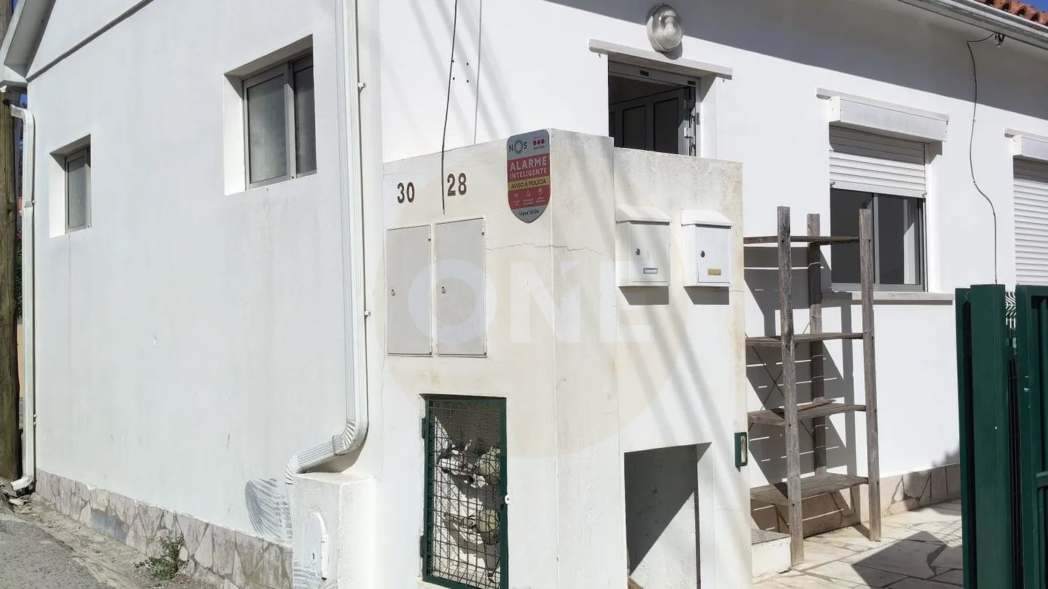 Moradia T2 para Arrendamento na Freguesia da Venda do Pinheiro