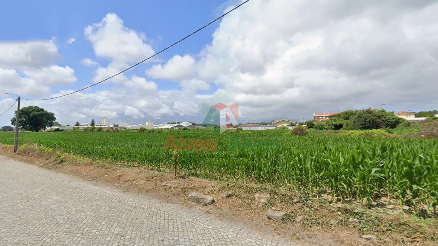 Terreno - Projeto de Loteamento em aprovação - Castêlo da Maia