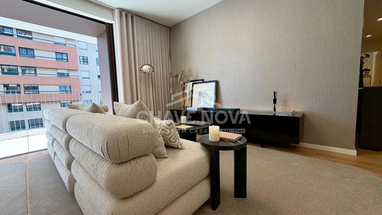 Apartamento T1 Novo c/ Vistas e Lugar de Garagem na Afurada - 2